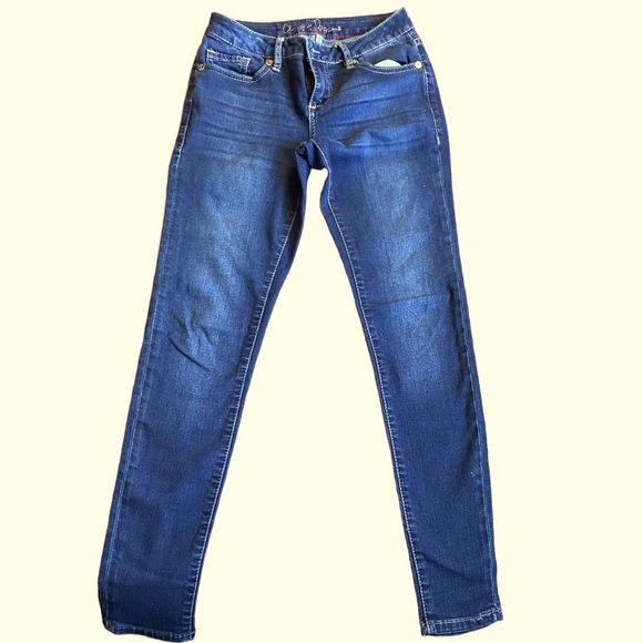 🌸Chip and Peppe SYD Skinny Jeans👖 - Picture 7 of 8